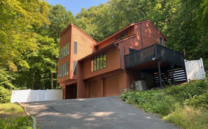 Pictures of Special Purpose property located at 339 Main St, Farmington, CT 06032 for lease - image #1