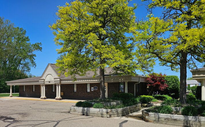 Pictures of Office property located at 145 Rochdale Dr S, Rochester Hills, MI 48309 for lease - image #1