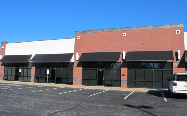Pictures of Retail, Office property located at 909 E Montclair St, Springfield, MO 65807 for lease - image #1