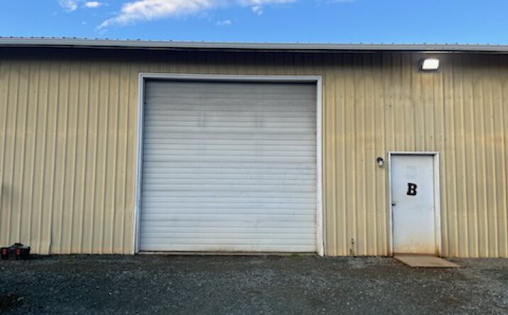 Pictures of Industrial property located at 4040 Highland Ave, Grants Pass, OR 97526 for lease - image #1