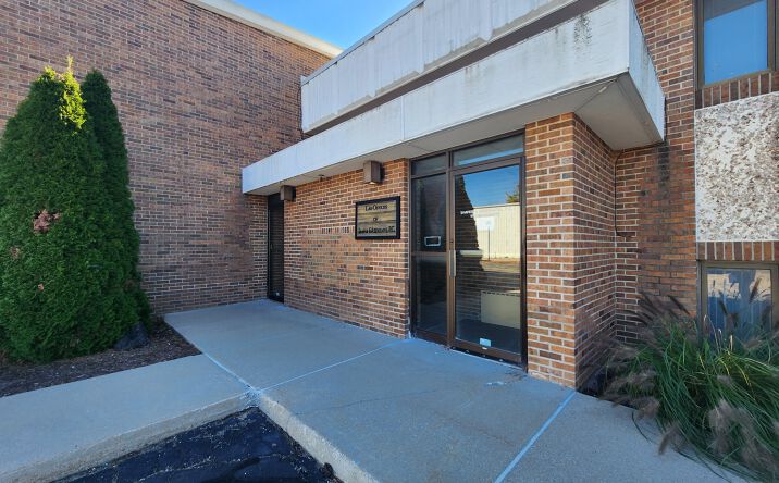 Pictures of Office property located at 3800 Capital City Blvd, Lansing, MI 48906 for lease - image #1
