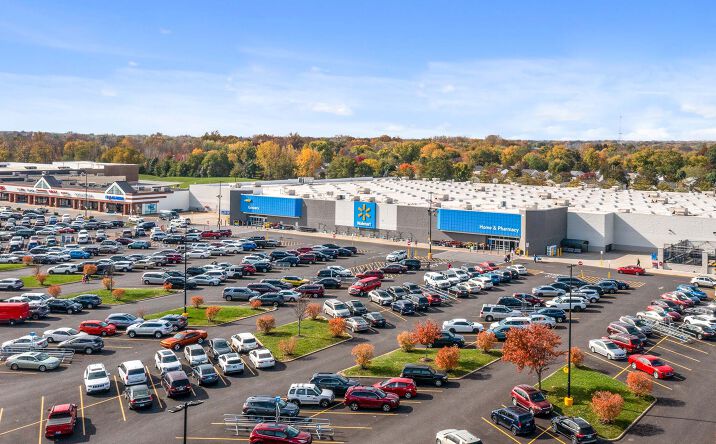 Pictures of Retail property located at 16751-16865 Clover Rd, Noblesville, IN 46060 for lease - image #1