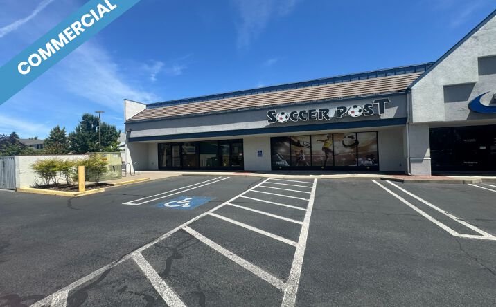Pictures of Retail, Office property located at 1560 Biddle Rd, Medford, OR 97504 for lease - image #1