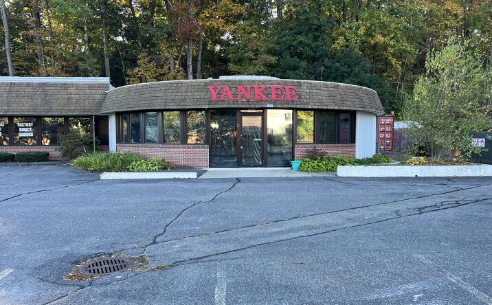 Pictures of Retail property located at 74 Mohawk Trail, Greenfield, MA 01301 for lease - image #1