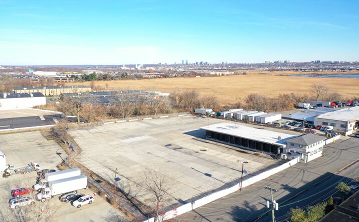 Pictures of Industrial property located at 2 Avenue A, Carlstadt, NJ 07072 for lease - image #1