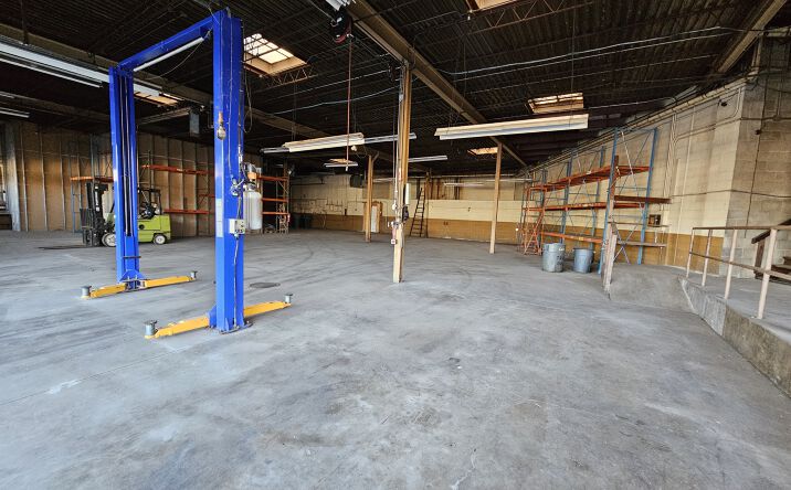 Pictures of Industrial property located at 3844 Spring Grove Ave, Cincinnati, OH 45223 for sales - image #1