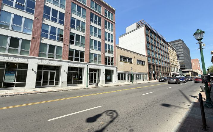 Pictures of Retail, Office property located at 824 Chapel St, New Haven, CT 06510 for lease - image #1