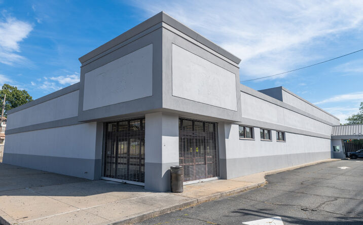 Pictures of Retail property located at 218-25 Hempstead Ave, Queens, NY 11429 for lease - image #1