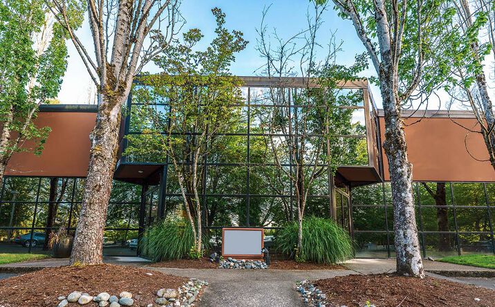 Pictures of Office, Industrial property located at 8561-8575 Willow Rd NE & 14603-14935 NE 87th St, Redmond, WA 98052 for lease - image #1