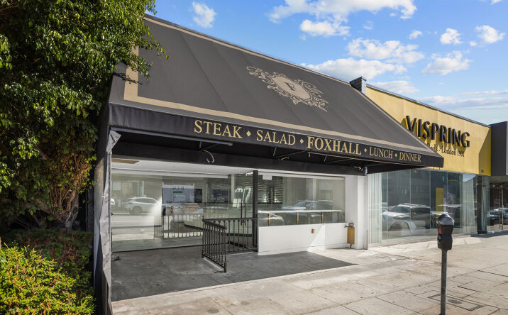 Pictures of Retail, Restaurant property located at 310 S Robertson Blvd, Los Angeles, CA 90048 for lease - image #1