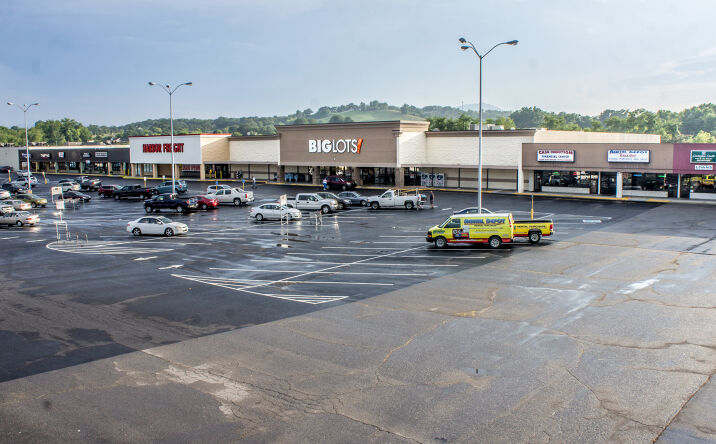 Pictures of Retail property located at 201 Forks of the River Pkwy, Sevierville, TN 37862 for lease - image #1