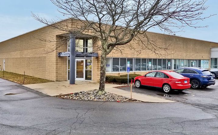 Pictures of Industrial property located at 4 Pin Oak Dr, Branford, CT 06405 for lease - image #1