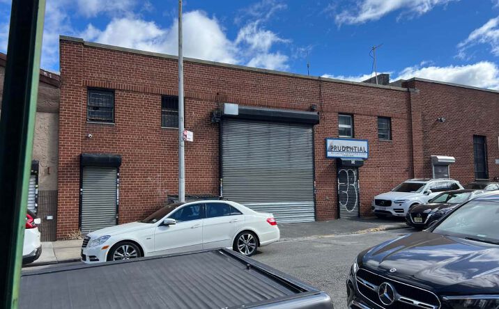 Pictures of Retail, Industrial property located at 245 E 137th St, The Bronx, NY 10451 for lease - image #1