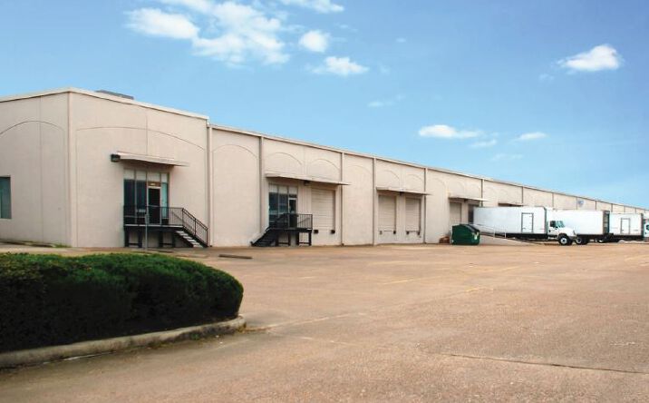 Pictures of Industrial property located at 1246A SILBER RD, Houston, TX 77055 for lease - image #1