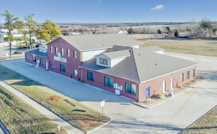 Pictures of Retail, Office, Industrial property located at 2230 S Division St, Guthrie, OK 73044 for lease - image #1