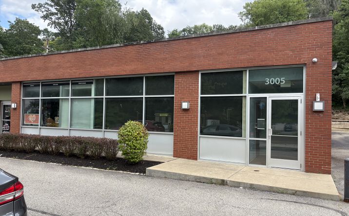 Pictures of Retail property located at 3005 Banksville Rd Suite A, Pittsburgh, PA 15216 for lease - image #1