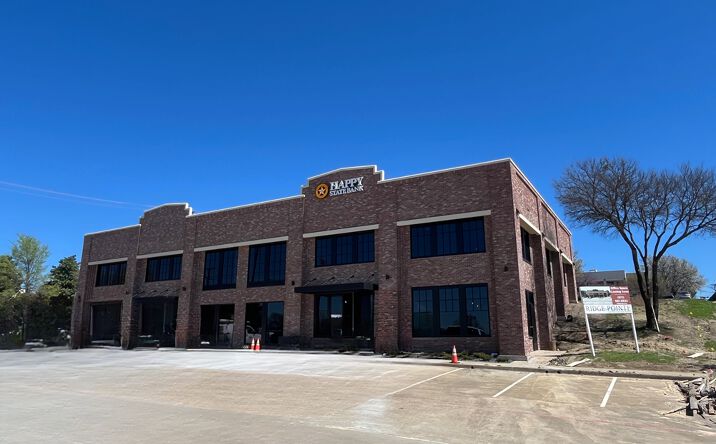 Pictures of Retail property located at 401 W Rusk St, Rockwall, TX 75087 for lease - image #1