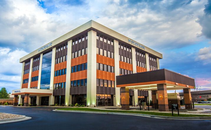 Pictures of Office property located at 4800 Fashion Square Blvd, Saginaw, MI 48604 for lease - image #1
