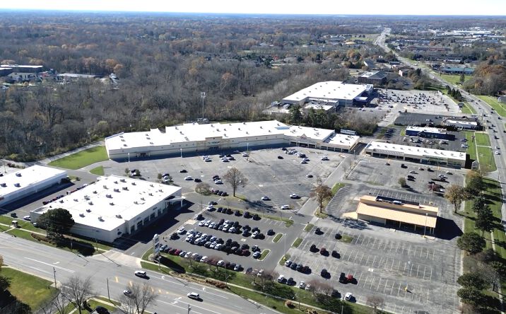 Pictures of Retail property located at 5225 Airport Hwy, Toledo, OH 43615 for lease - image #1