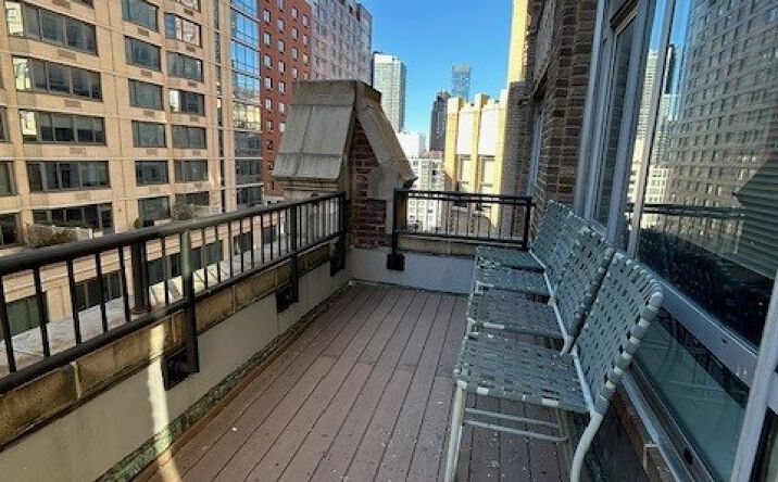 Pictures of Office property located at 323 W 39th St, New York, NY 10018 for lease - image #1