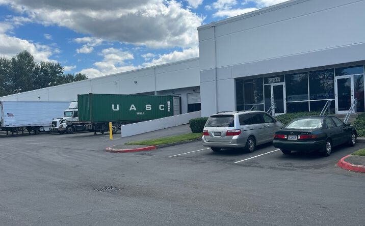 Pictures of Industrial property located at 21810 - 21824 76th Ave S, Kent, WA 98032 for lease - image #1