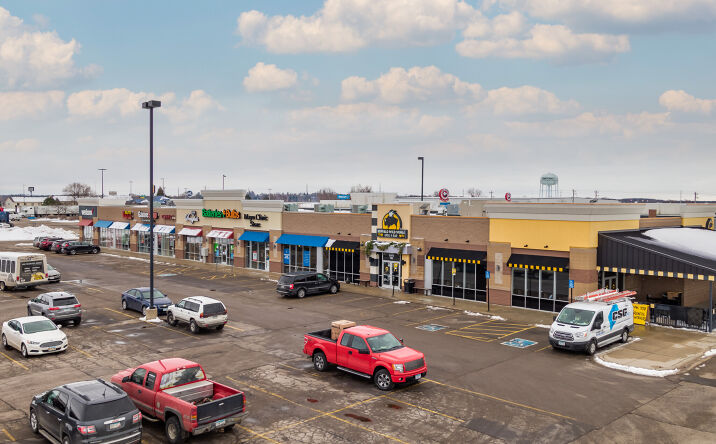Pictures of Retail, Office property located at 1100 Frontage Rd W, Owatonna, MN 55060 for lease - image #1