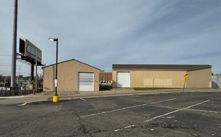 Pictures of Industrial property located at 931 N Clippert Street, Lansing, MI 48912 for lease - image #1