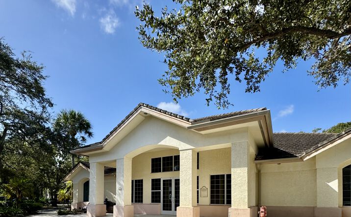 Pictures of Office property located at 2401 Frist Blvd, Fort Pierce, FL 34950 for lease - image #1