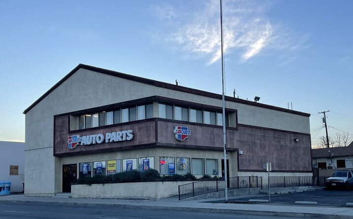 Pictures of Retail, Office property located at 617 6th St, Taft, CA 93268 for lease - image #1