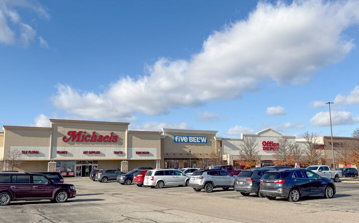 Pictures of Retail property located at 23500 Allen Rd, Woodhaven, MI 48183 for lease - image #1
