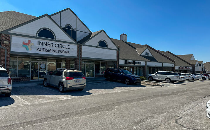 Pictures of Retail, Office property located at 9631 Giles Rd, La Vista, NE 68128 for lease - image #1