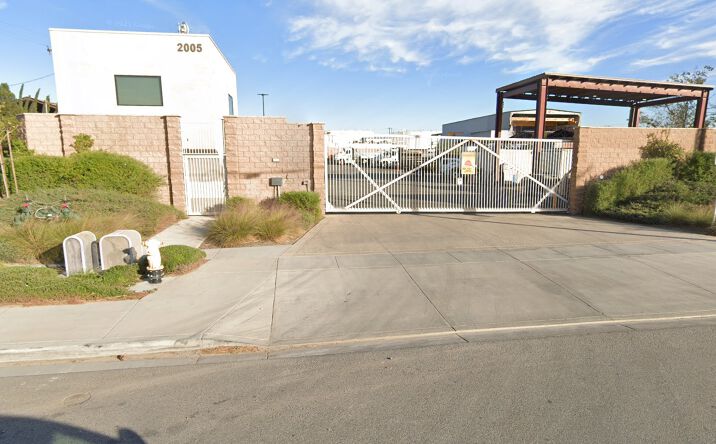 Pictures of Office, Industrial property located at 2005 S Date Ave, Bloomington, CA 92316 for lease - image #1