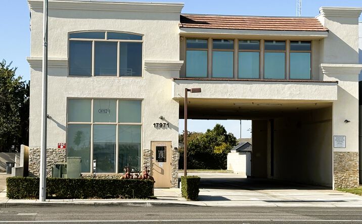 Pictures of Office property located at 17971 Euclid St, Fountain Valley, CA 92708 for lease - image #1