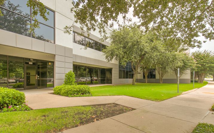 Pictures of Industrial property located at 2701 W Plano Pky, Plano, TX 75075 for lease - image #1