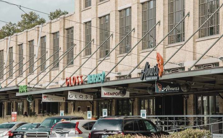 Pictures of Retail property located at 1350 Concourse Ave, Memphis, TN 38104 for sales - image #1