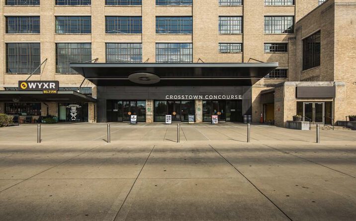 Pictures of Retail property located at 1350 Concourse Ave, Memphis, TN 38104 for lease - image #1