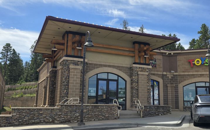 Pictures of Retail, Office property located at 27182 Main St, Conifer, CO 80433 for lease - image #1