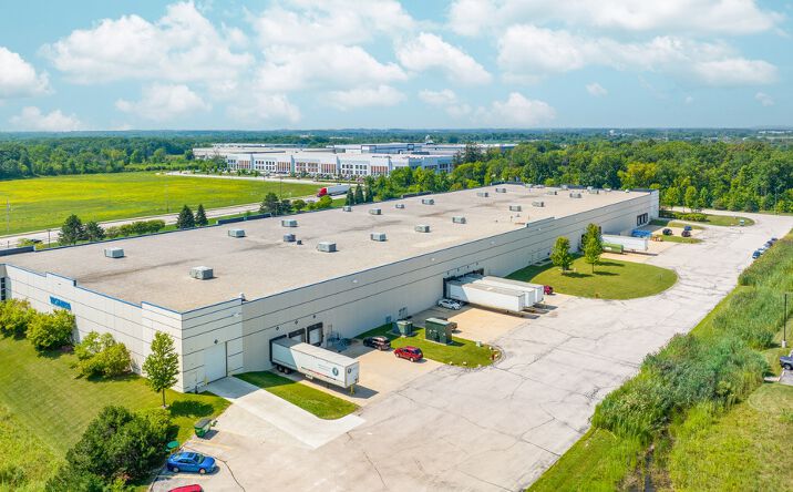 Pictures of Office, Industrial property located at 100 W Oakwood Rd, Oak Creek, WI 53154 for lease - image #1