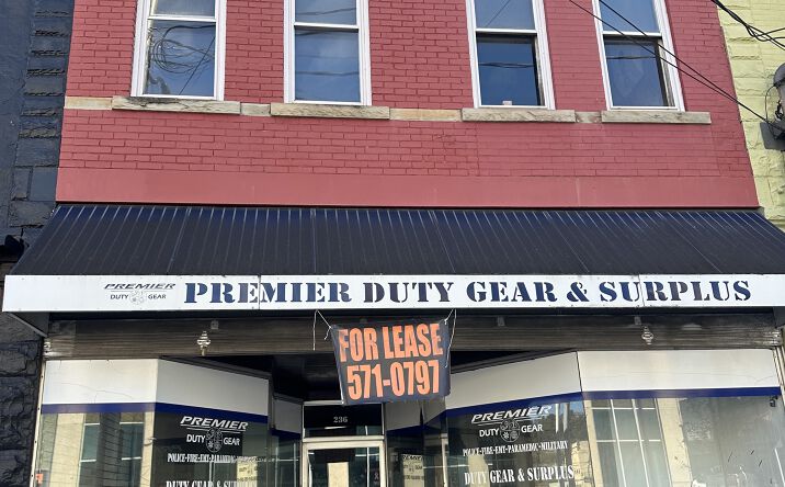 Pictures of Retail, Office, Special Purpose property located at 236 16th St, Ashland, KY 41101 for lease - image #1