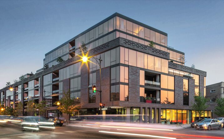 Pictures of Retail, Restaurant property located at 3460 N Broadway, Chicago, IL 60657 for lease - image #1