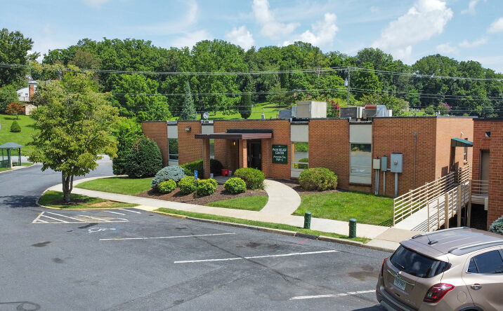 Pictures of Office property located at 40 Lambert St, Staunton, VA 24401 for lease - image #1