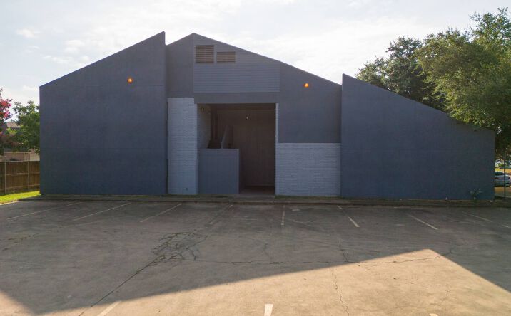 Pictures of Office property located at 2401 Garden Park Ct, Arlington, TX 76013 for lease - image #1