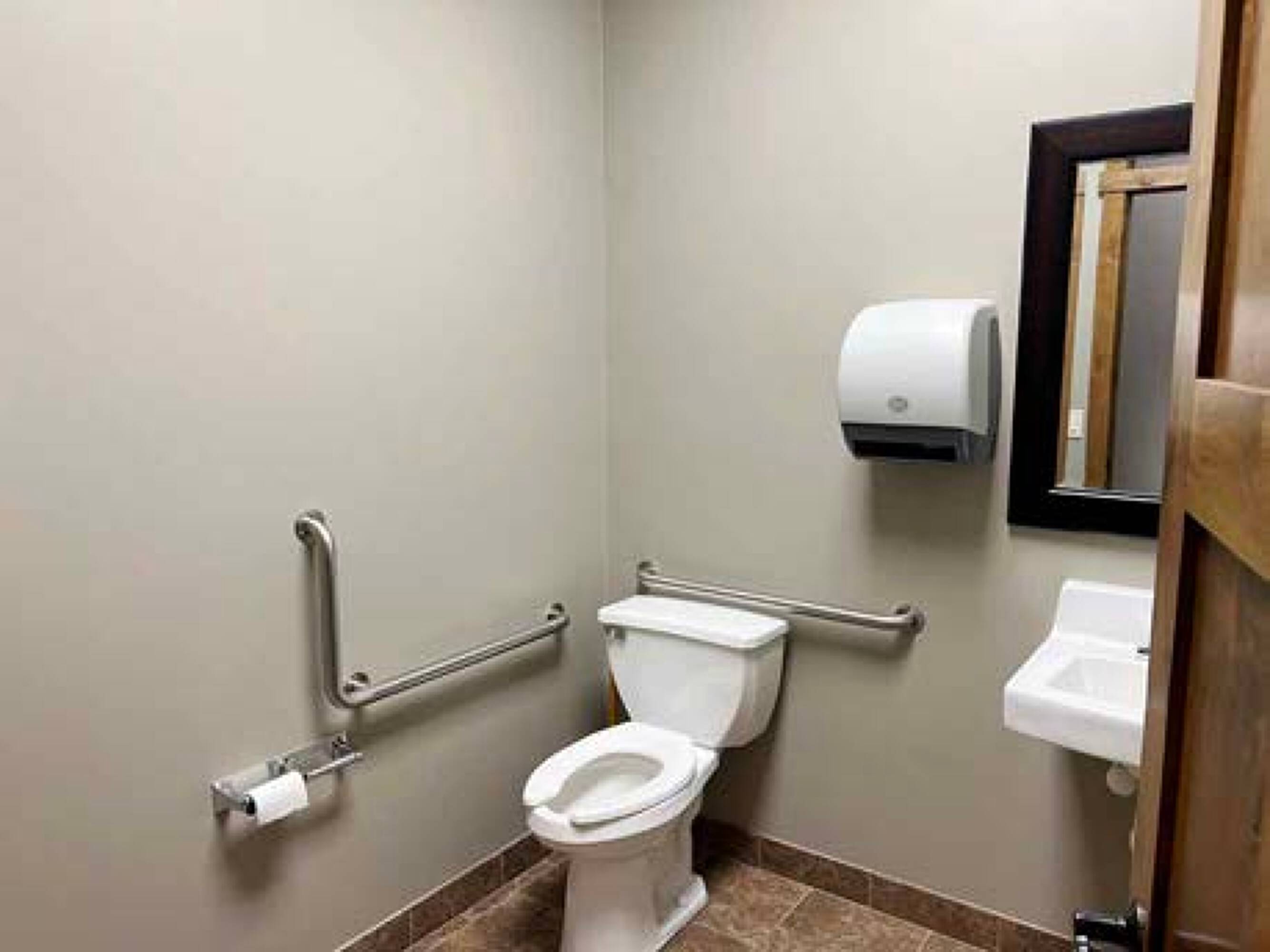 7548 Industrial Park Road, Baxter, MN 56425 | Crexi.com