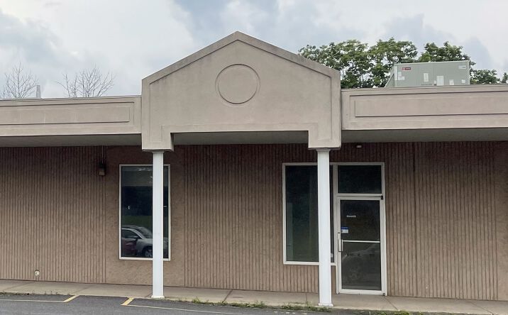 Pictures of Retail, Office property located at 25 N Main St, Coopersburg, PA 18036 for lease - image #1
