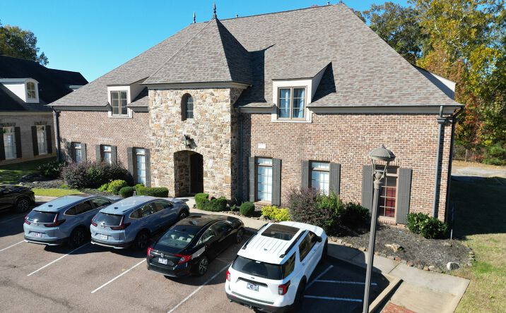 Pictures of Office property located at 3249 W Sarazens Cir, Memphis, TN 38125 for lease - image #1