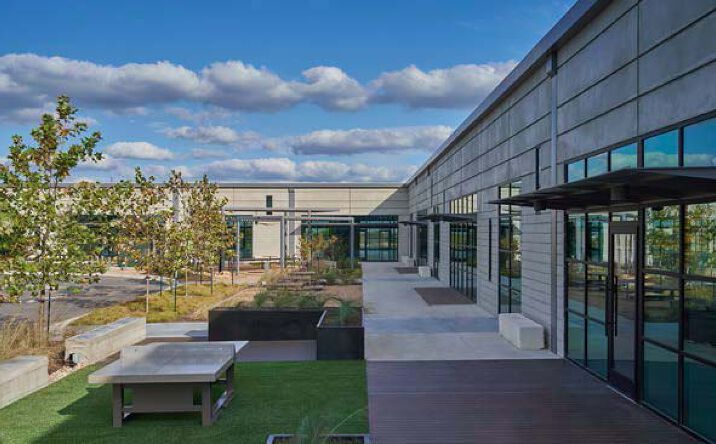 Pictures of Office, Industrial property located at 8000 Metropolis Dr, Austin, TX 78744 for lease - image #1