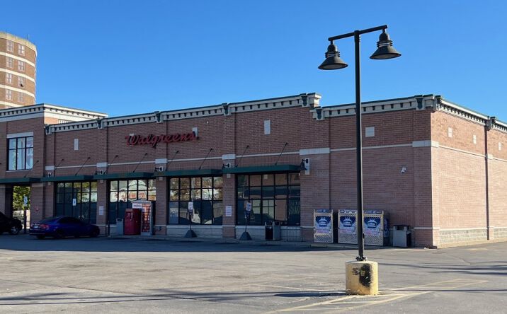 Pictures of Retail property located at 2625 W National Avenue, Milwaukee, WI 53204 for lease - image #1