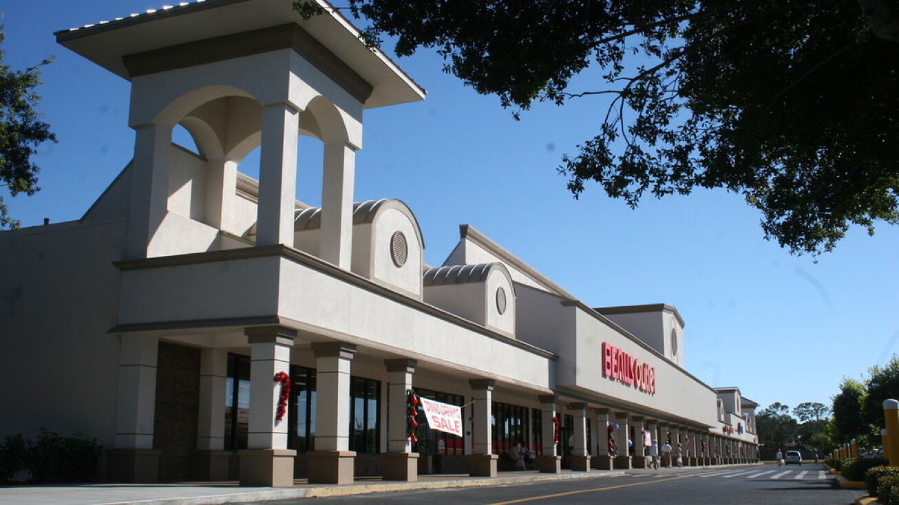 445 S Indiana Ave, Englewood, FL 34223 Retail Space for Lease Englewood Square Shopping Center