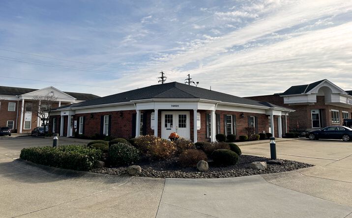 Pictures of Retail, Office property located at 34820 Chardon Rd, Willoughby Hills, OH 44094 for sales - image #1