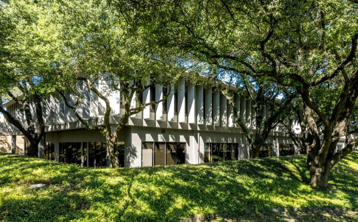 Pictures of Office property located at 4800 Fredericksburg Rd, San Antonio, TX 78229 for lease - image #1